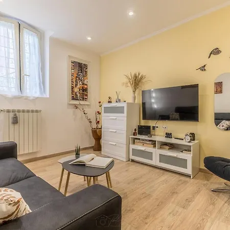 Apartment Trilocale Vicino Metro B Con Self Check In E Wi-fi Rome