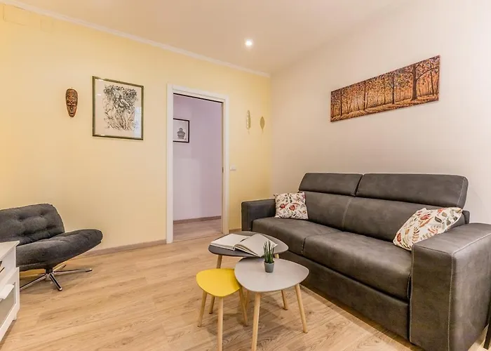 Apartamento Trilocale Vicino Metro B Con Self Check In E Wi-fi *