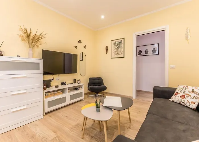 Trilocale Vicino Metro B Con Self Check In E Wi-fi Roma